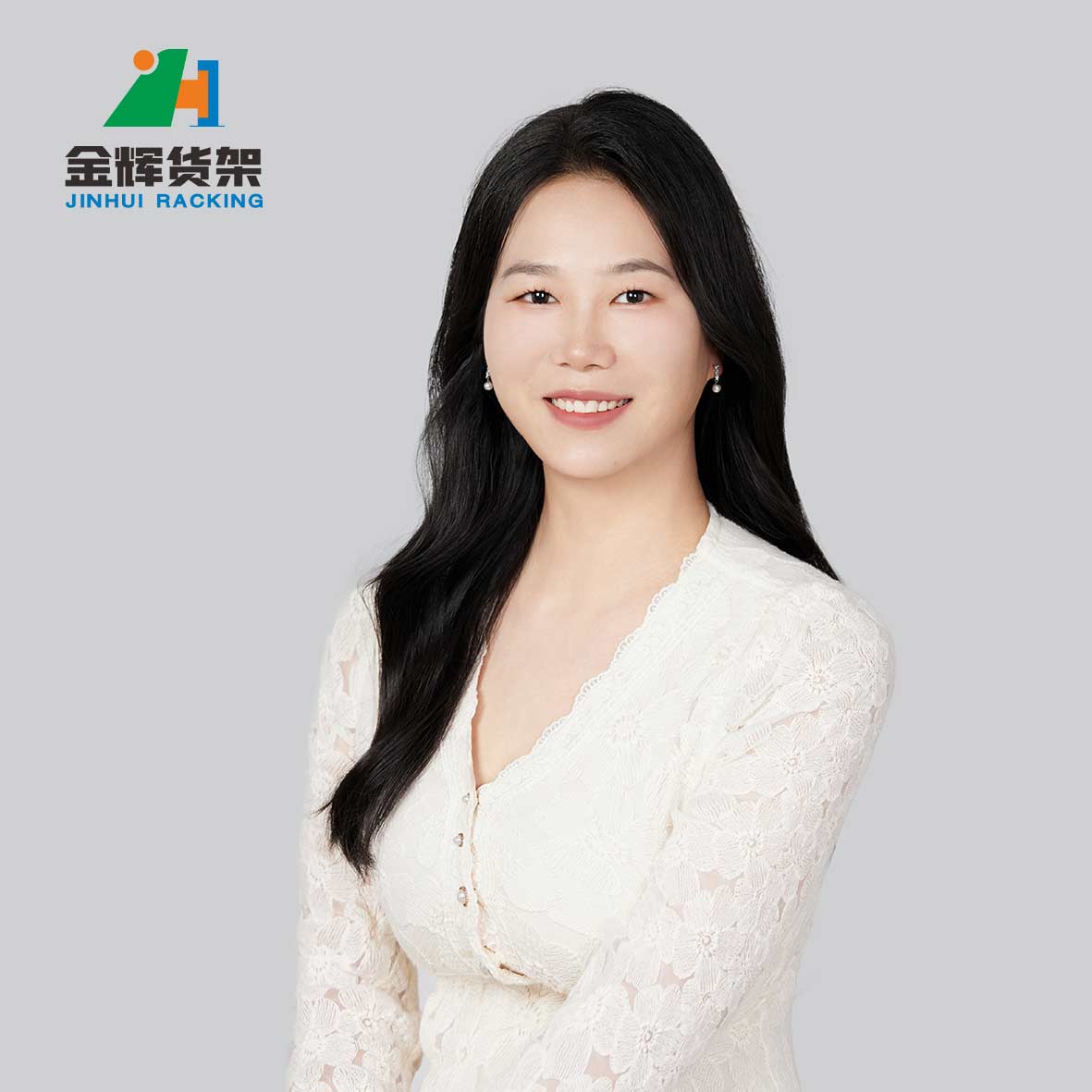 Evelyn - Sales Manager at PrimeBay
